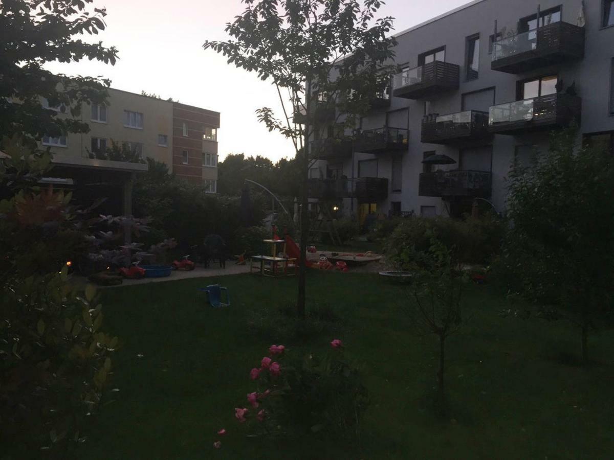 Sehr Schone, Grosse Wohnung Im Reiherstiegviertel Hamburg Luaran gambar